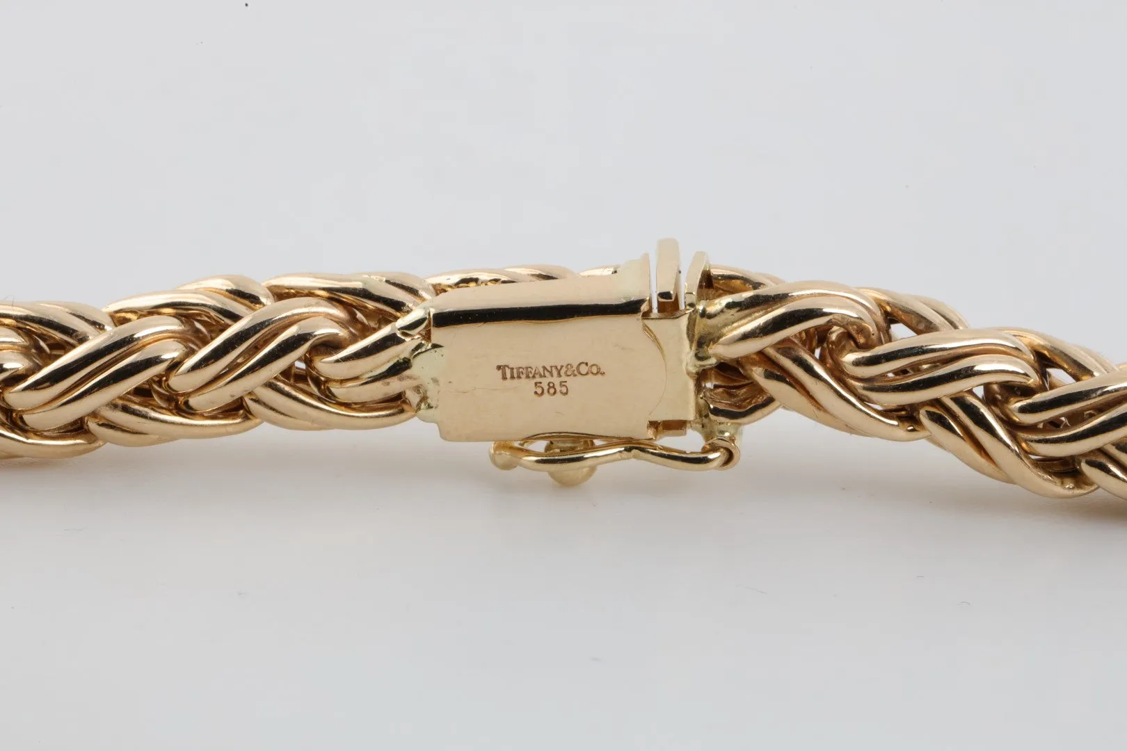 16" Tiffany & Co. 14k Yellow Gold Wheat Chain (43.72g.)