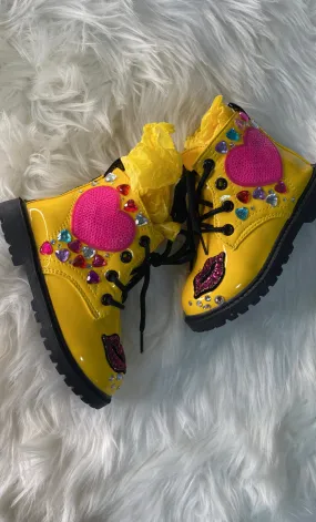 HEARTS AND LOVE YELLOW GIRL BOOTS