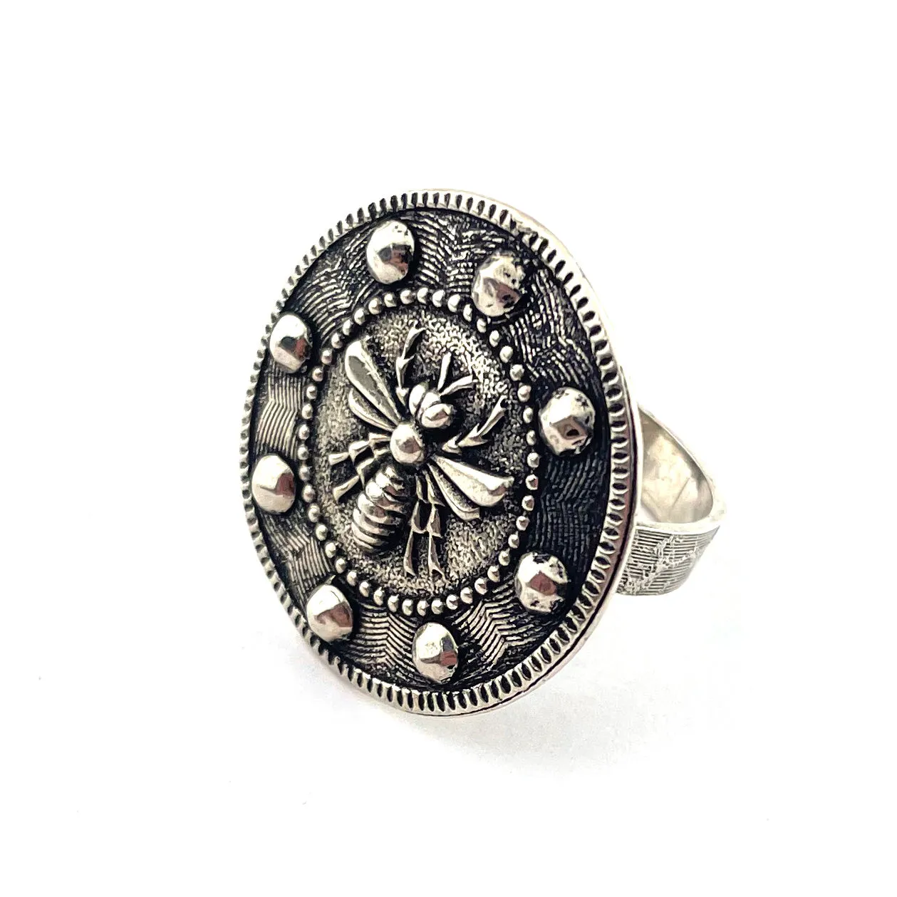 Large QUEEN BEE Ring - SILVER size 6 3/4