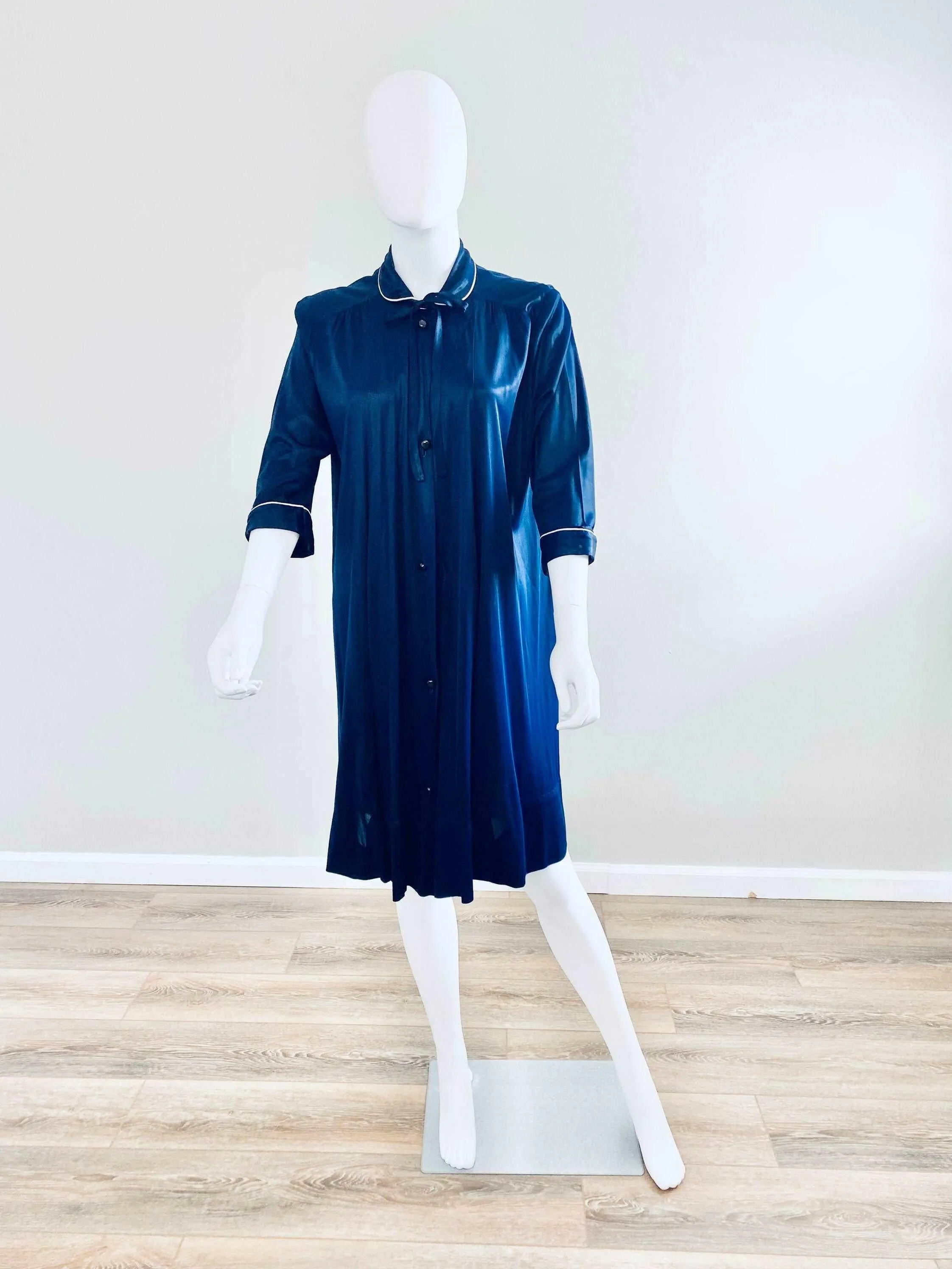 Vintage 1940s Navy Blue Rayon Jersey Robe / 40s lingerie One Size