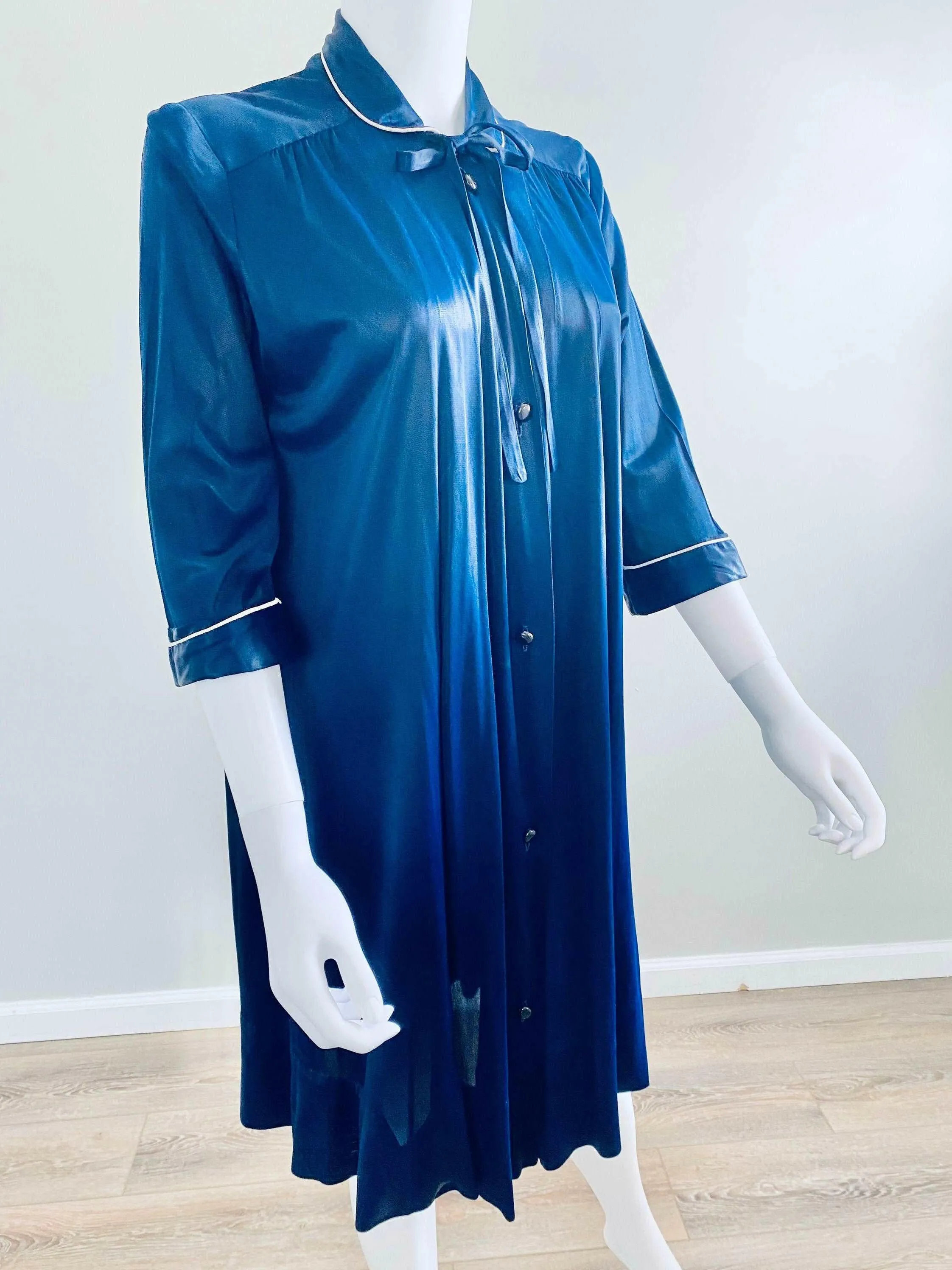 Vintage 1940s Navy Blue Rayon Jersey Robe / 40s lingerie One Size